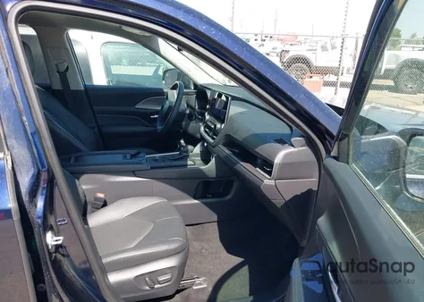 2025 Toyota Grand Highlander Xle from USA, damaged, VIN 5TDAAAB55SS076507